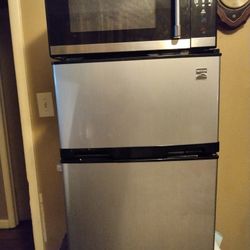 Kenmore Apartment Size Frig and Microwave 
