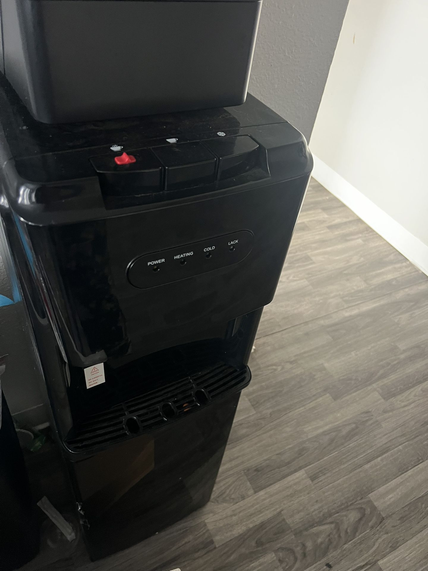 Water Cooler Dispenser With 5 Gallon Jug