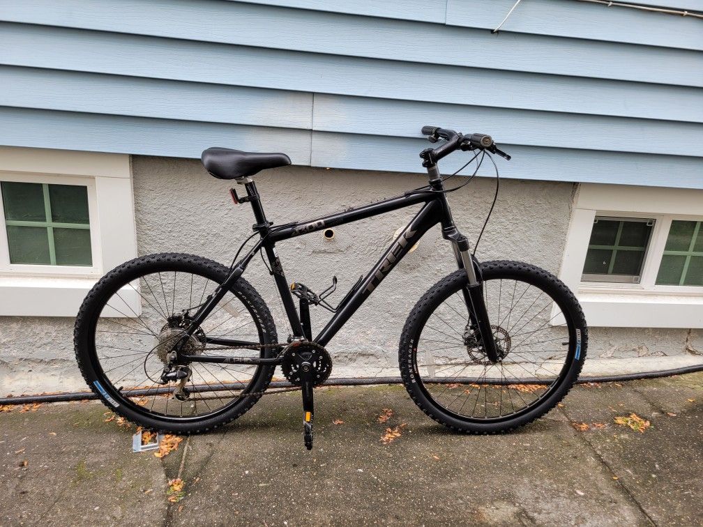 Excellent condition Trek A300 24 Speed Trail MTB