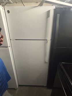 Ge Refrigerators On Good Working Condition