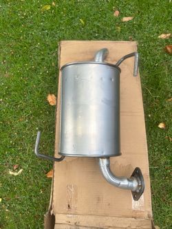 Walker Quiet Flow SS Exhaust Muffler (Part # 21763)