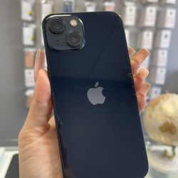 iPhone 13 Unlocked 128Gb Charger And Case Included For Free 