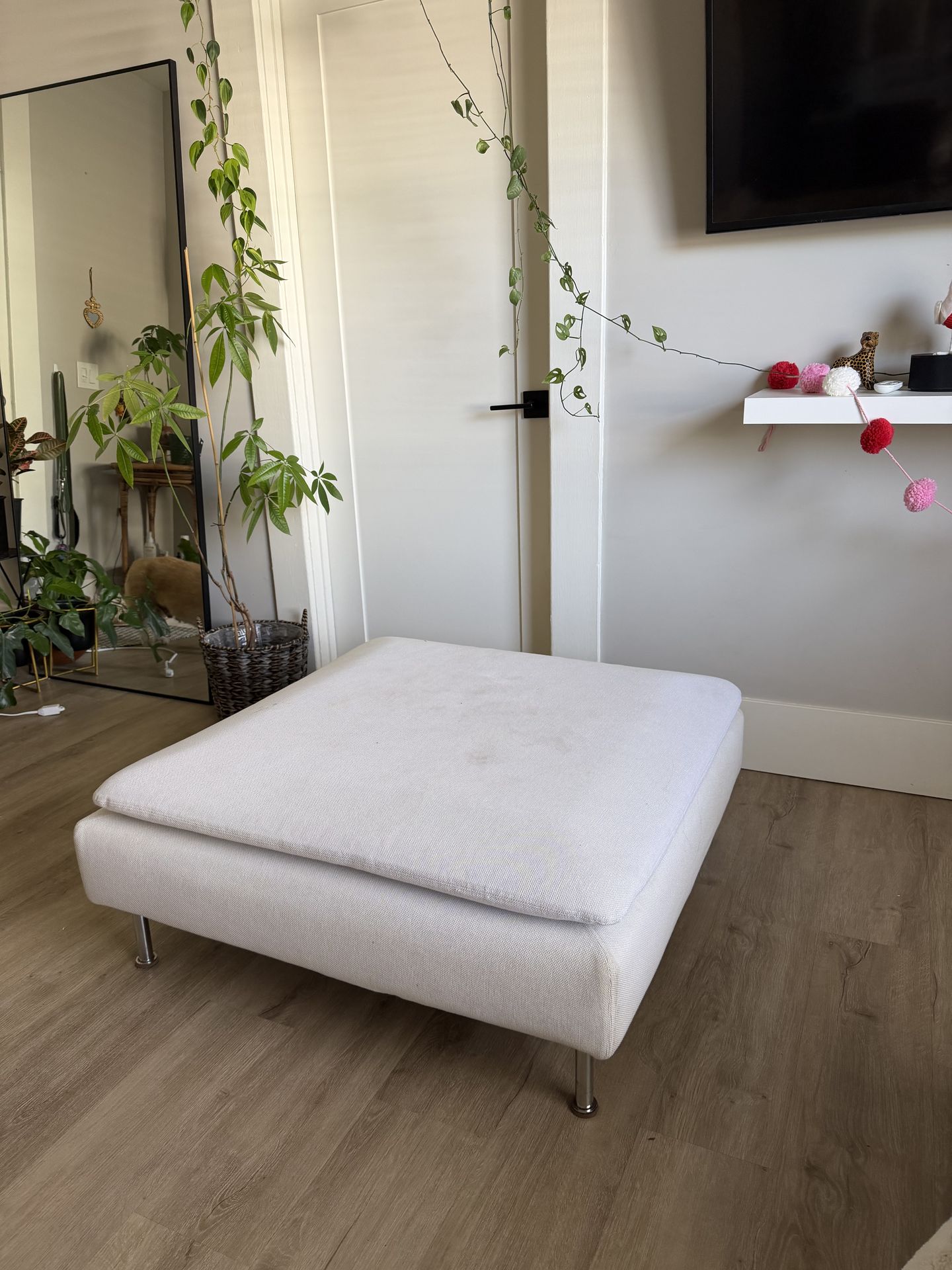 IKEA soderhamn ottoman