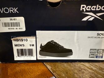 Rebook Safety Shoes. Mens Size 9