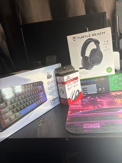 🎮 GAMING SETUP BUNDLE – KEYBOARD, MOUSE, HEADSET & RGB MOUSE PAD