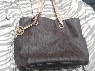 Michael Kors purse