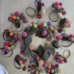 Centerpiece And 10 Medical Holders Quite Colorful