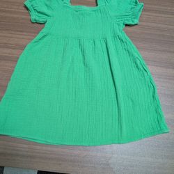Good Dress For Girls.  Size 4 Years.