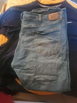 Levi,99%cotton 1 elastane Men wear denim