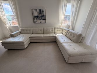 Chateau D’ax Sectional Leather Cream Couch