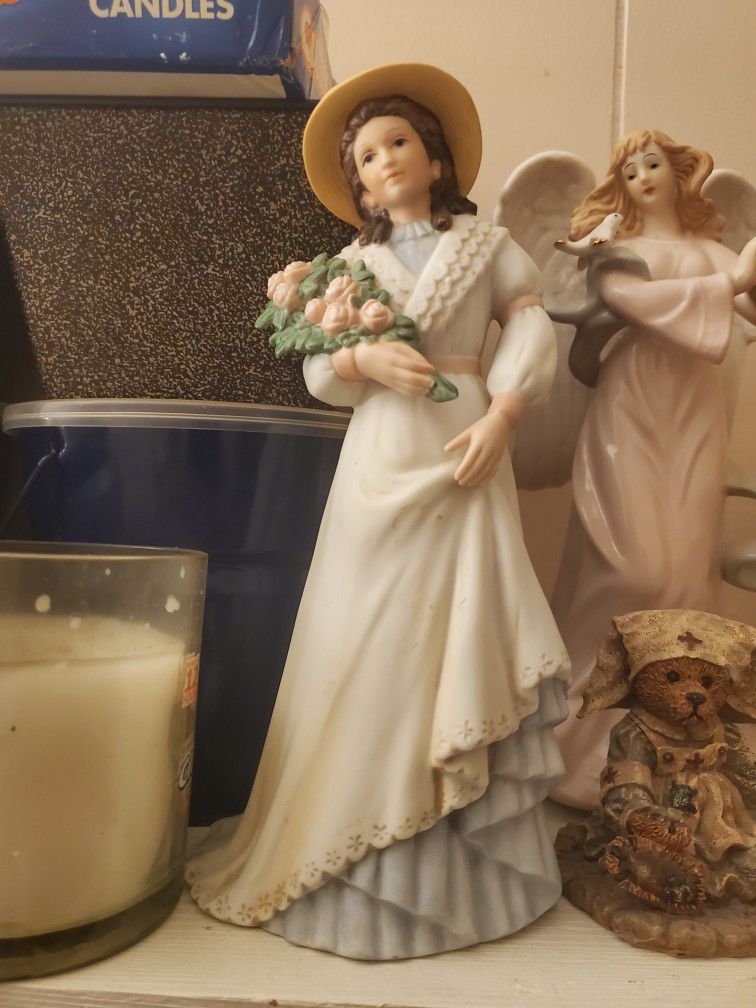 Vintage Porcelain Victorian Lady 