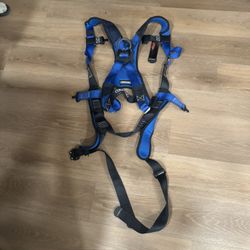 True Cast UNIKIT1/6 Fall Protection Climbing Safety Harness