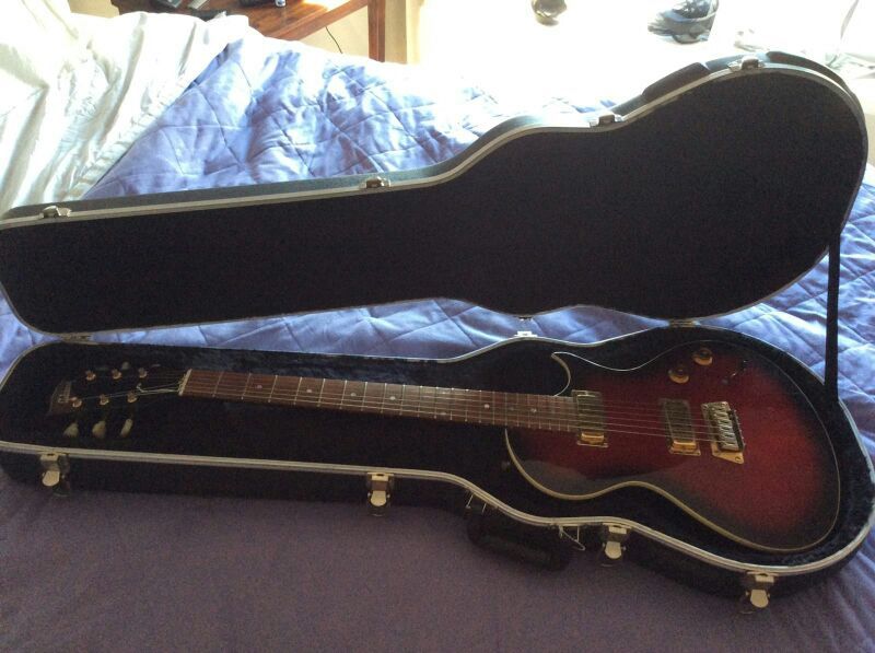 Gibson Nighthawk Landmark Series Sequoia Red