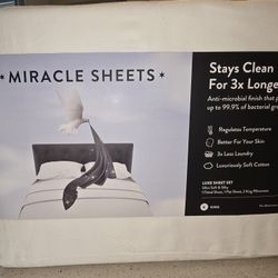 Miracle King Size Bed Sheet Set, Brand New, $75 obo