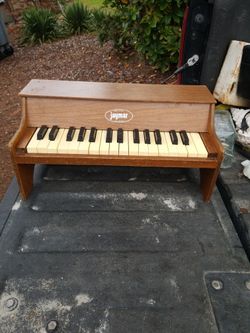 JAYMAR Vintage Little  Piano Kids 1950s