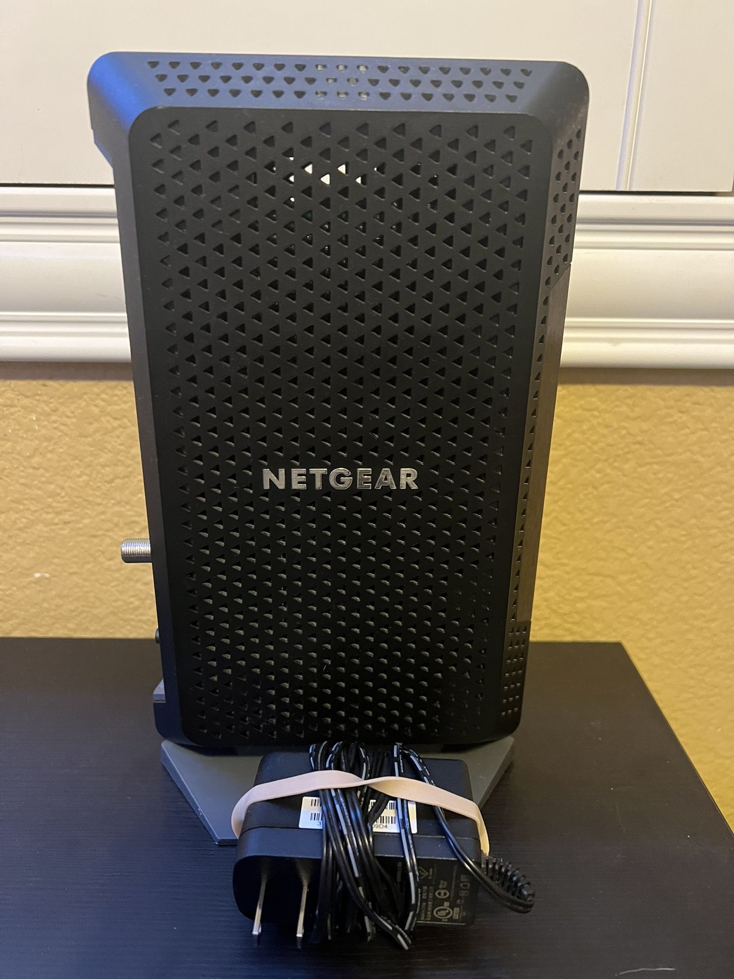 Netgear Nighthawk Cable Modem (CM1200) for Sale in Las Vegas, NV OfferUp