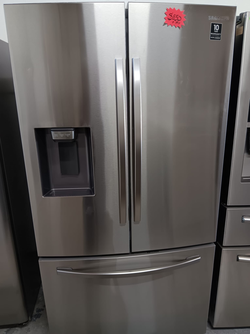 Samsung French Door Fridge – Stainless, Ice/Water, Clean