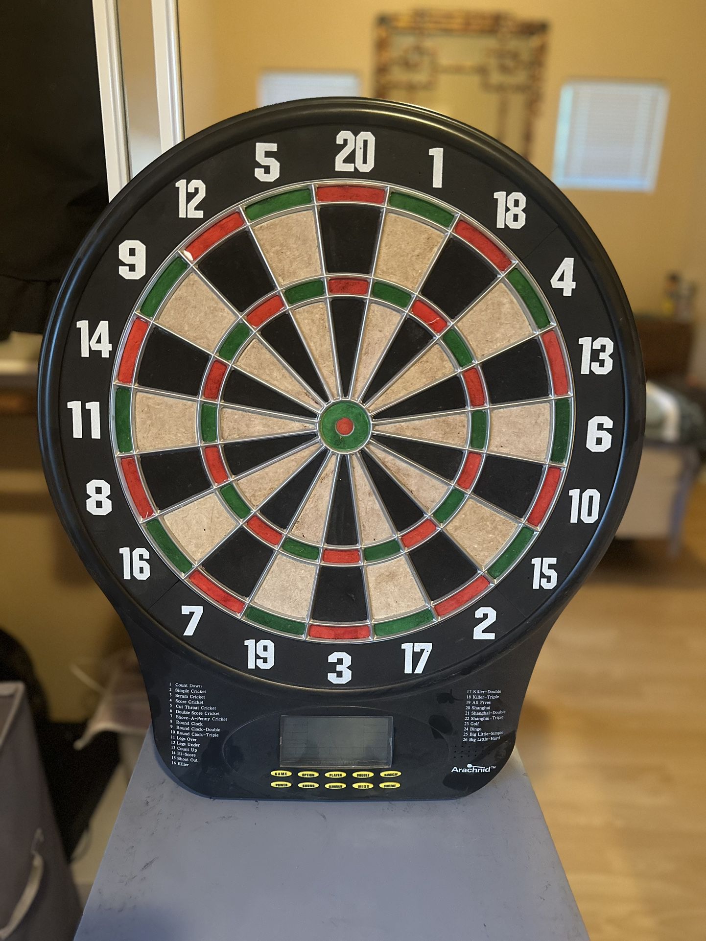 Electronic Darts Board/ No Arrows
