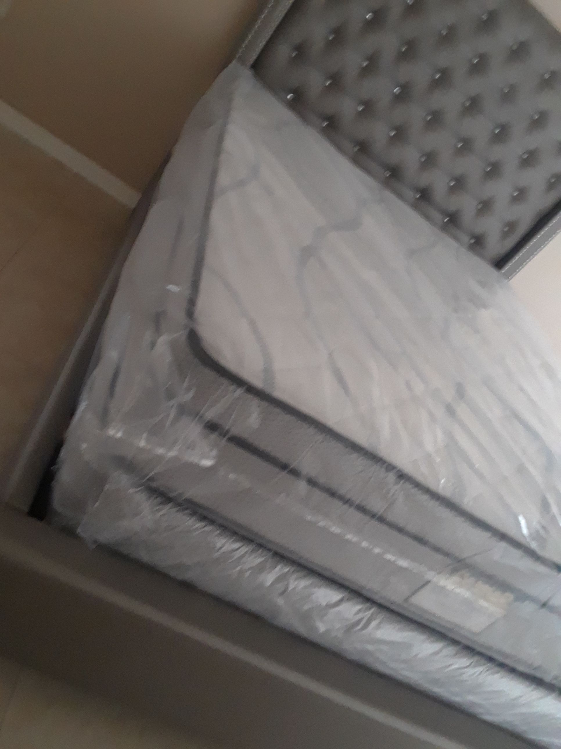 Pillow top queen size mattress sets 269.99 free delivery (Mattress and box spring only )