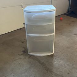 3 Plastic Drawers 