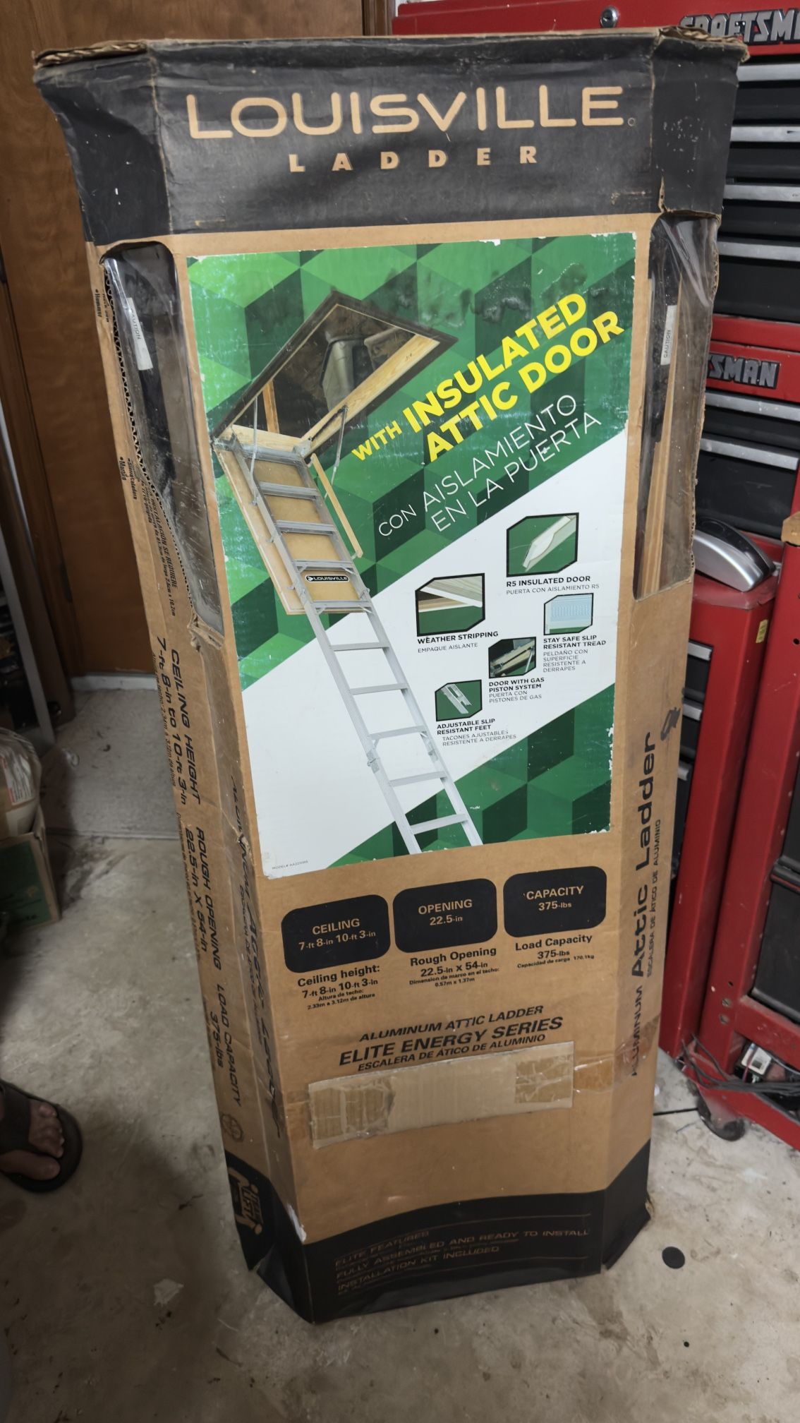 ATTIC DOOR WITH INSULATED