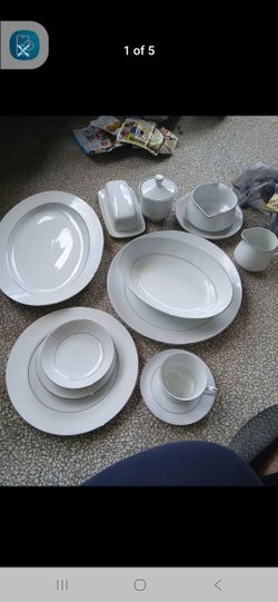 Crown Victoria Lovelace China 