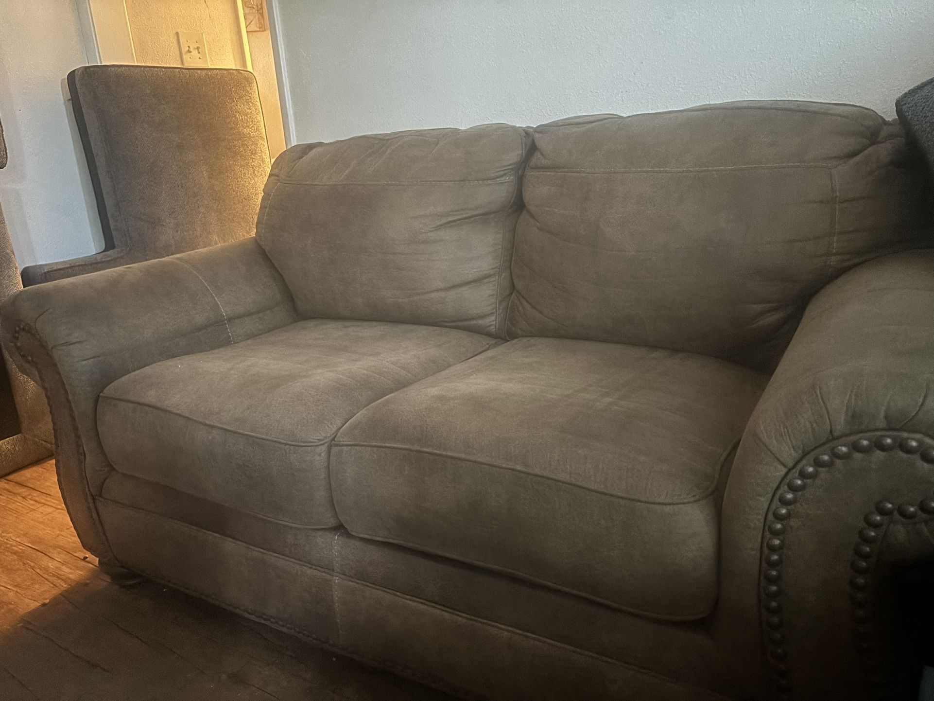 Sofa Loveseat 