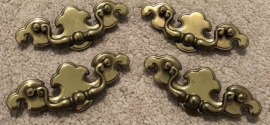 Vintage Set Of 4 Swan Neck Brass Drop Bail Pull Handles Knobs With Screws DIY Project