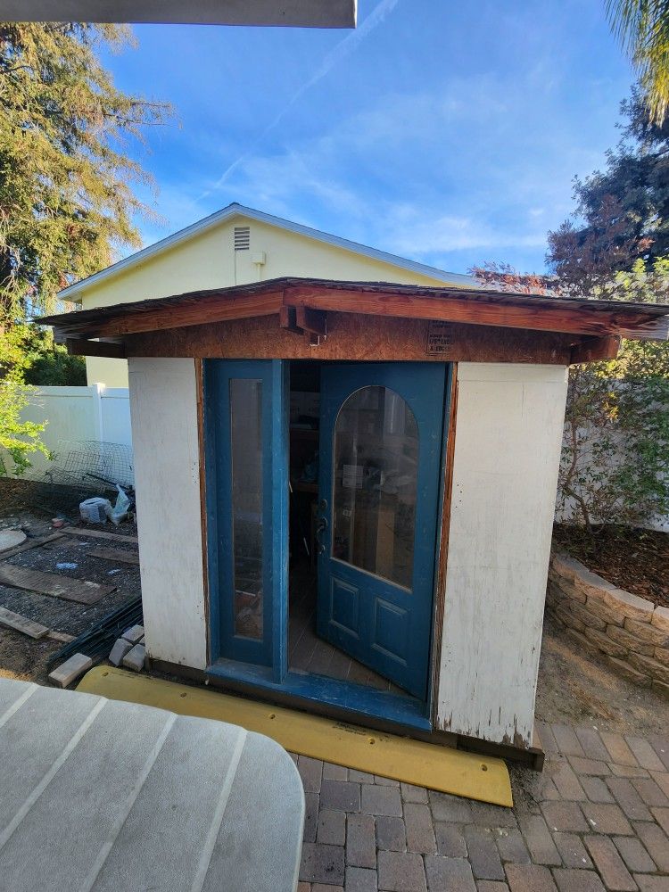 Wood Shed 7Lx7Wx8H