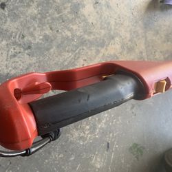 Electric tree trimmer trimmer