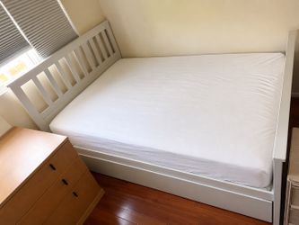 Queen bed and mattress