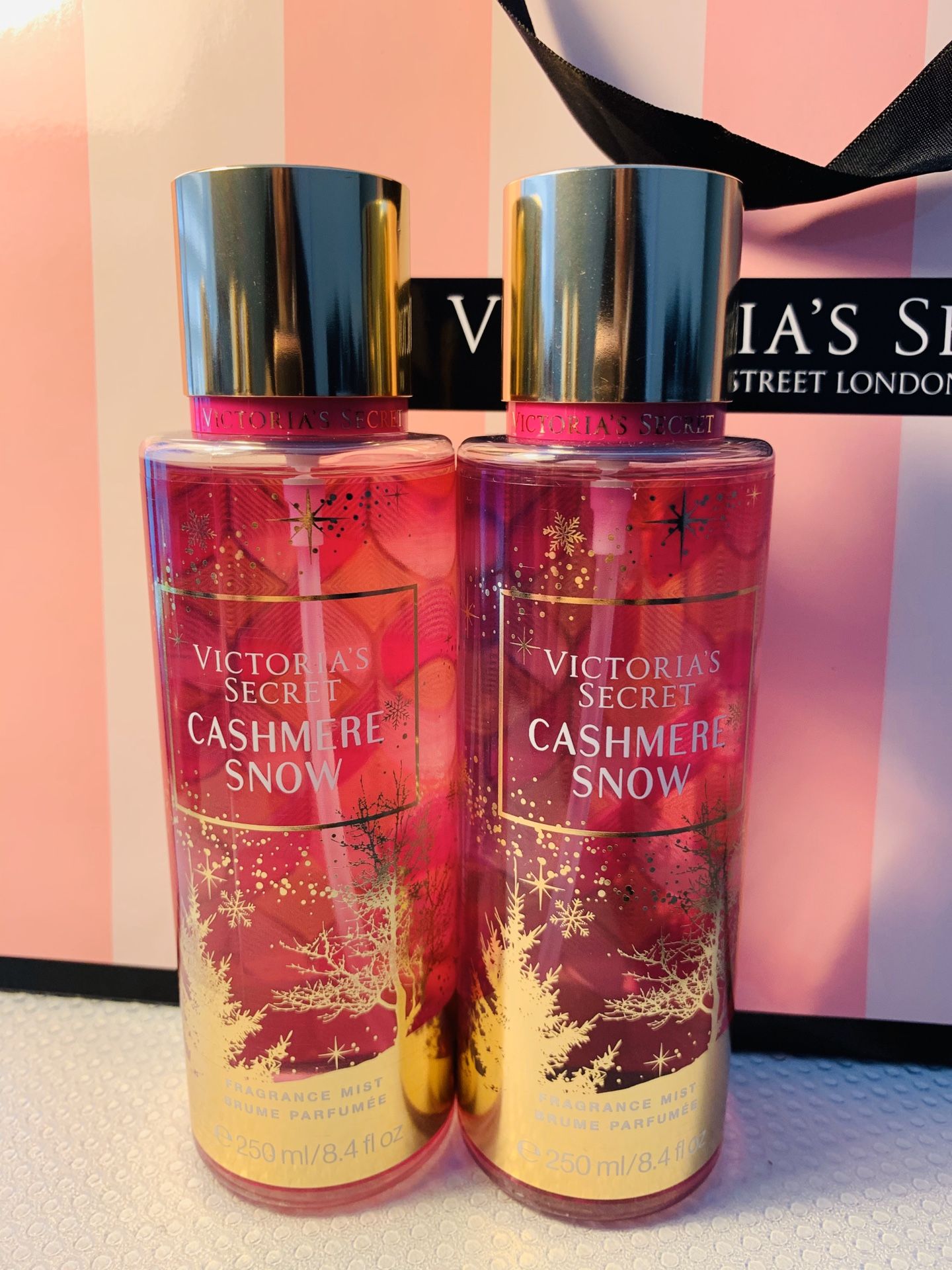 New Victoria’s Secret Cashmere Snow Fragrance Mist 2 Pieces 250/8.4fl.oz