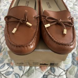  New Michael Kors Daisy Moc 8m