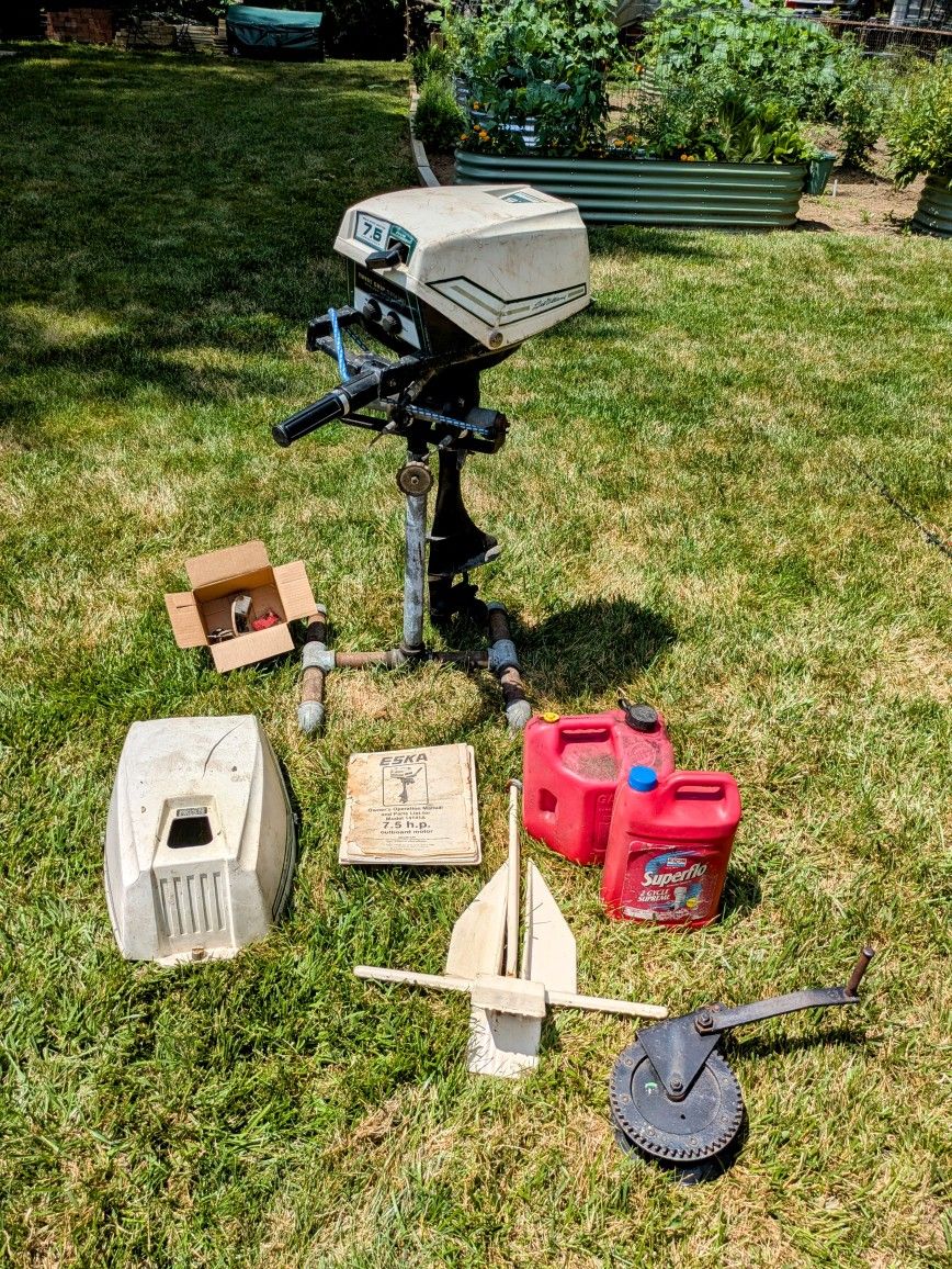 Boat Motor 7.5HP & Accessories