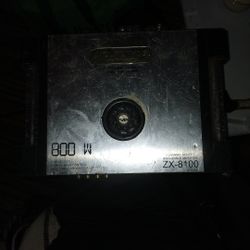 Amplifier 800 Watts