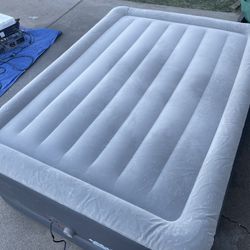 Air Mattress 