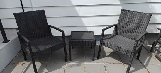 Patio set(3)