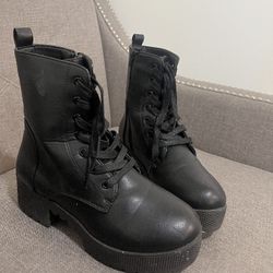 Black Women Boots