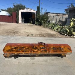 Tow Light 
