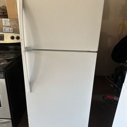 Whirlpool Refrigerator 