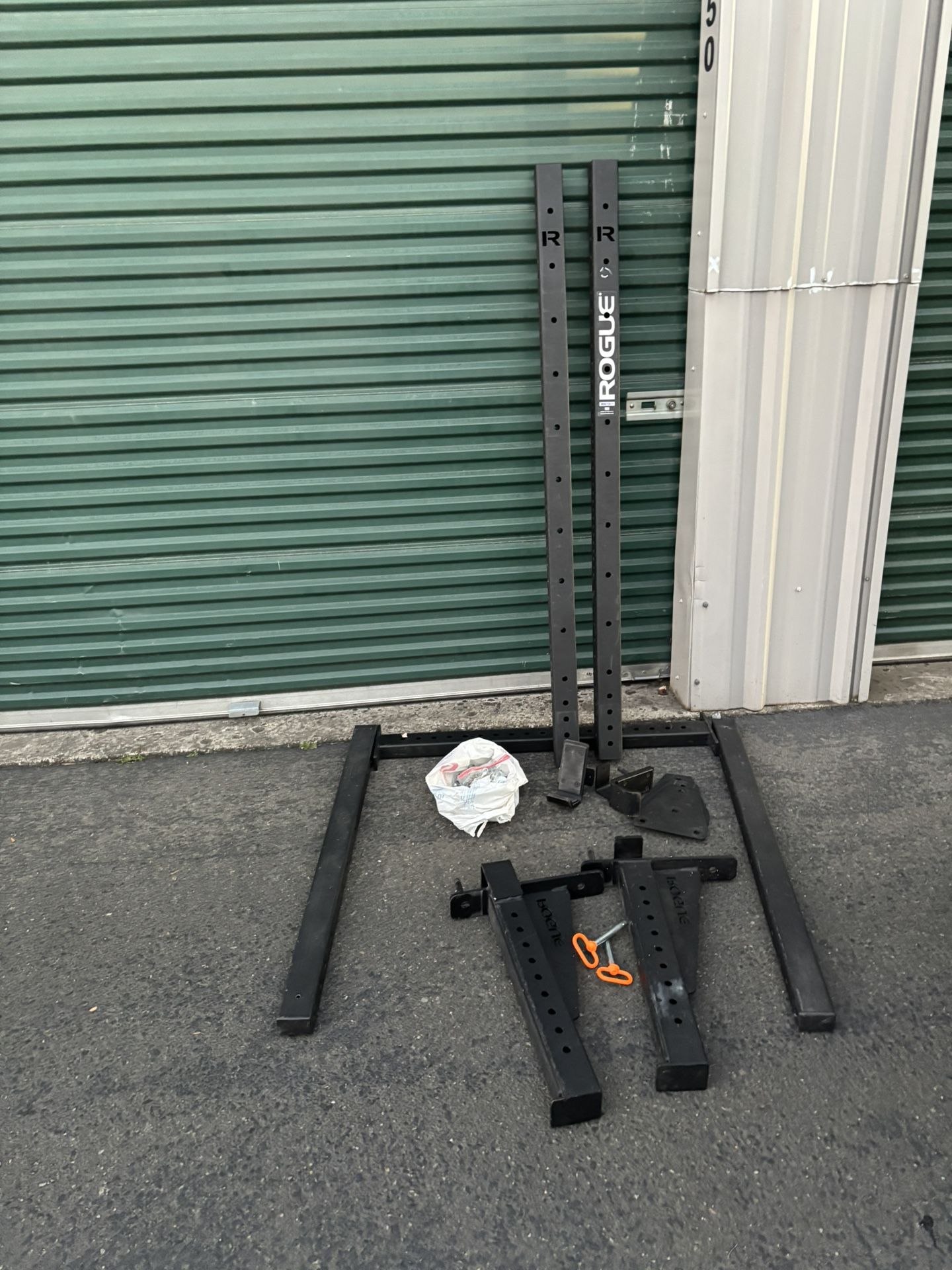 Rogue Squat Rack And Safety Spotters