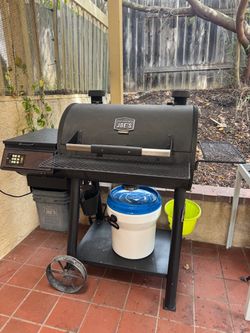 Oklahoma Joe 900 Pellet Smoker Grill with upgrades