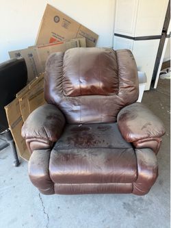 Brown Leather Lazy Boy Recliner