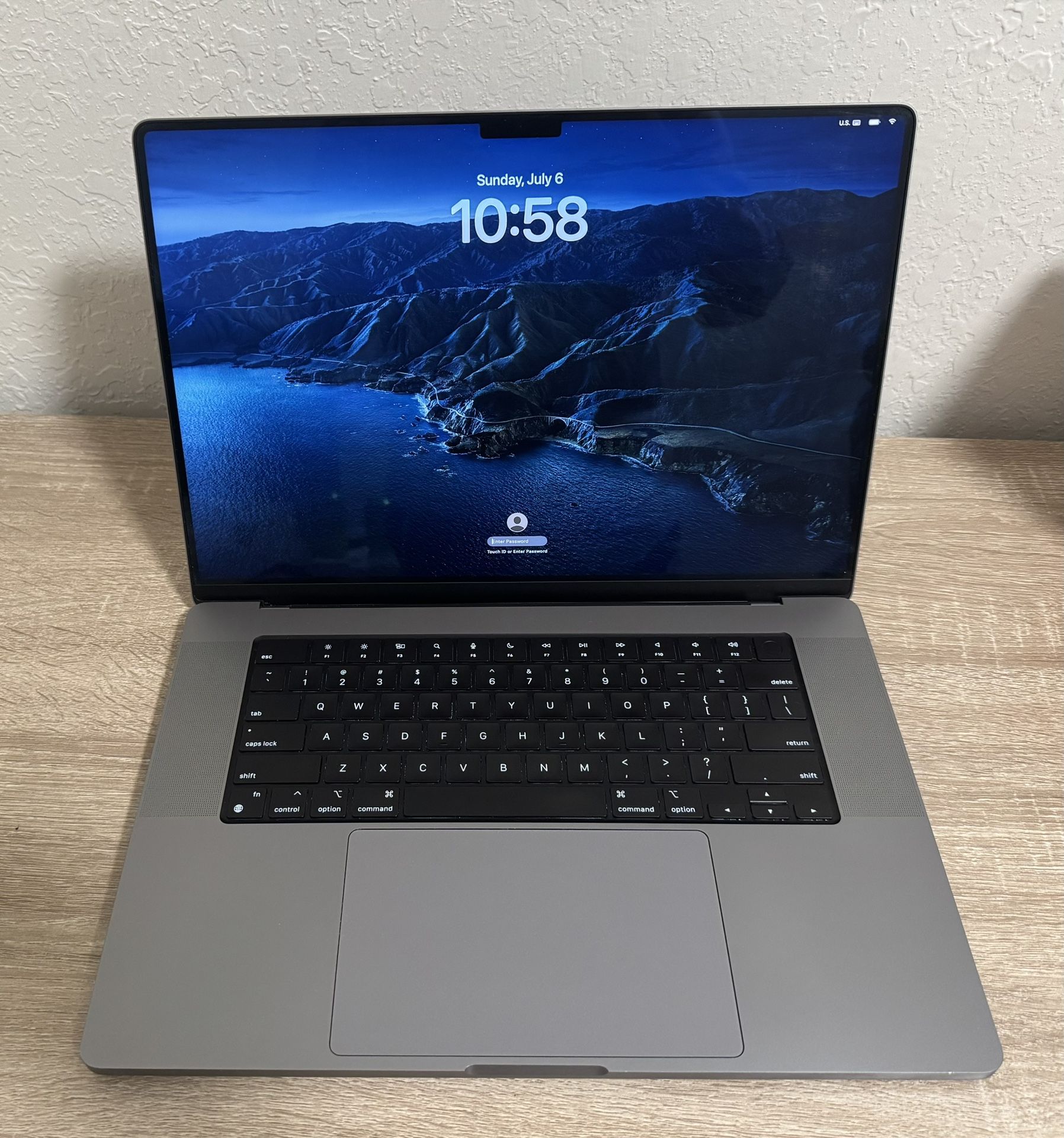 MacBook Pro M1 Pro 16