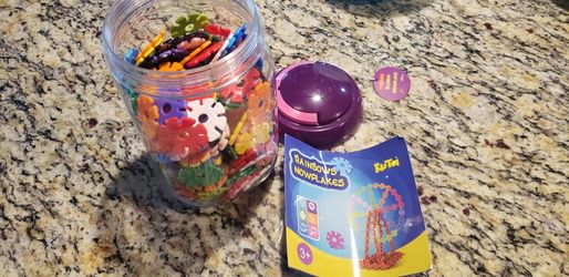 🌈❄️ Rainbow Snowflakes – 300 pcs ❄️