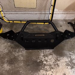 Heavy Duty Full-Width Front Winch Bumper with Stinger