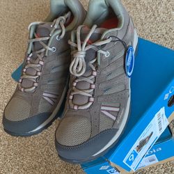 COLUMBIA  Hiking Boot  Columbia Dakota Drifter Hiker Boot 