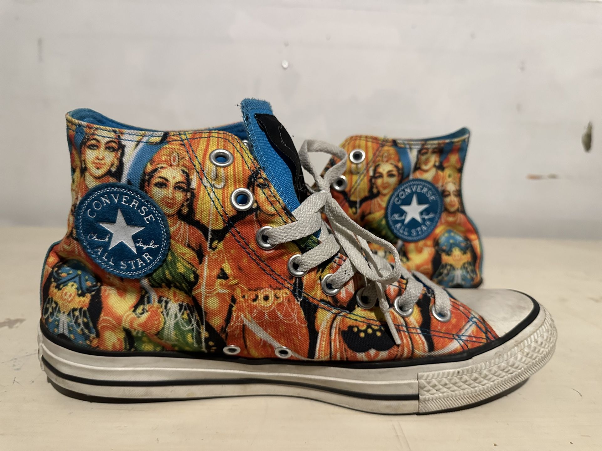 Jimi hendrix converse sale