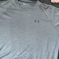 Under Armour T shirt