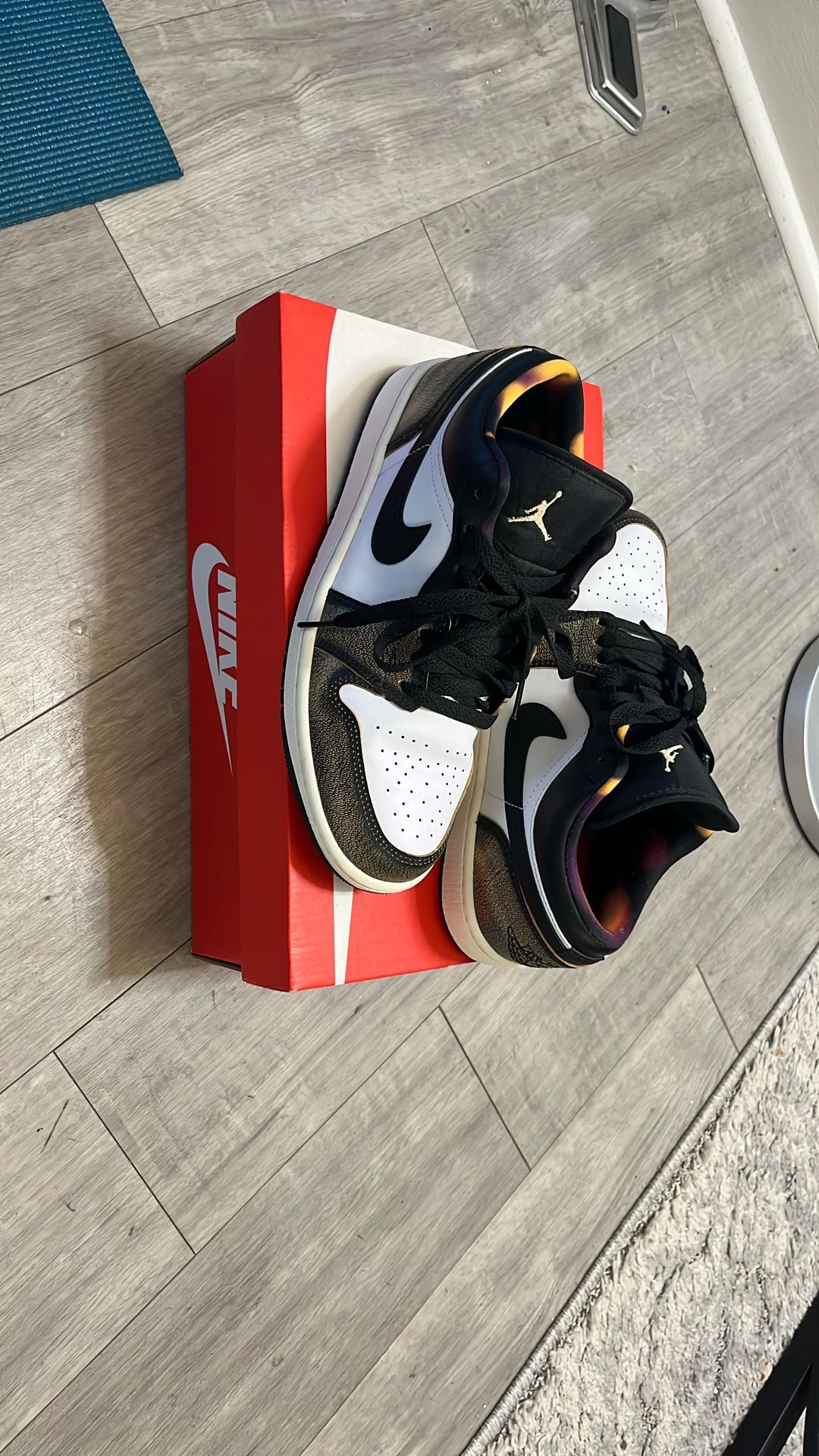 Jordan 1 Low SE "Black/White Onyx/Sail" Men's Shoe DQ8422-001 SIZE 8M